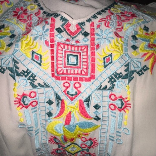 Solitaire Embroidered Womans Tunic Top Size Medium Long Sleeve Boho Festival - Picture 3 of 12
