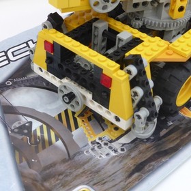 LEGO 8438 (8460 8431) Technic Pneumatic Crane Truck Complete VGC w Instr Bad Box