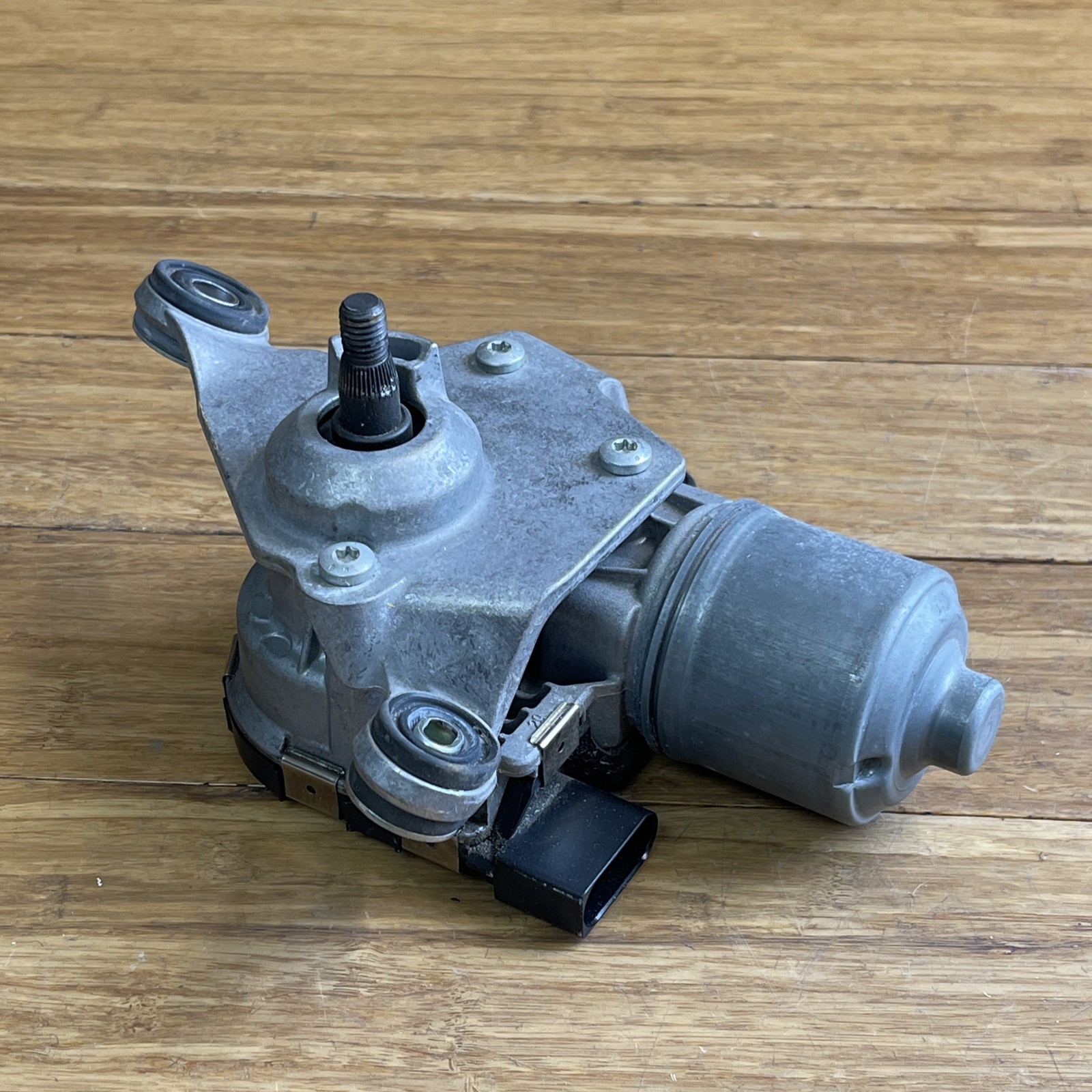 2017-2023 Audi R8 4S Plus Front Windshield Wiper Motor 18k Miles 4S1955023B OEM