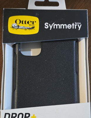 OTTERBOX Symmetry Series Black Fitted Case/Skin, Pocket-Friendly, Raised Edges
