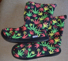 Mukluks Boot Slippers Multicolor Marijuana Leaf Pattern Cotton Blend Sz M Lined