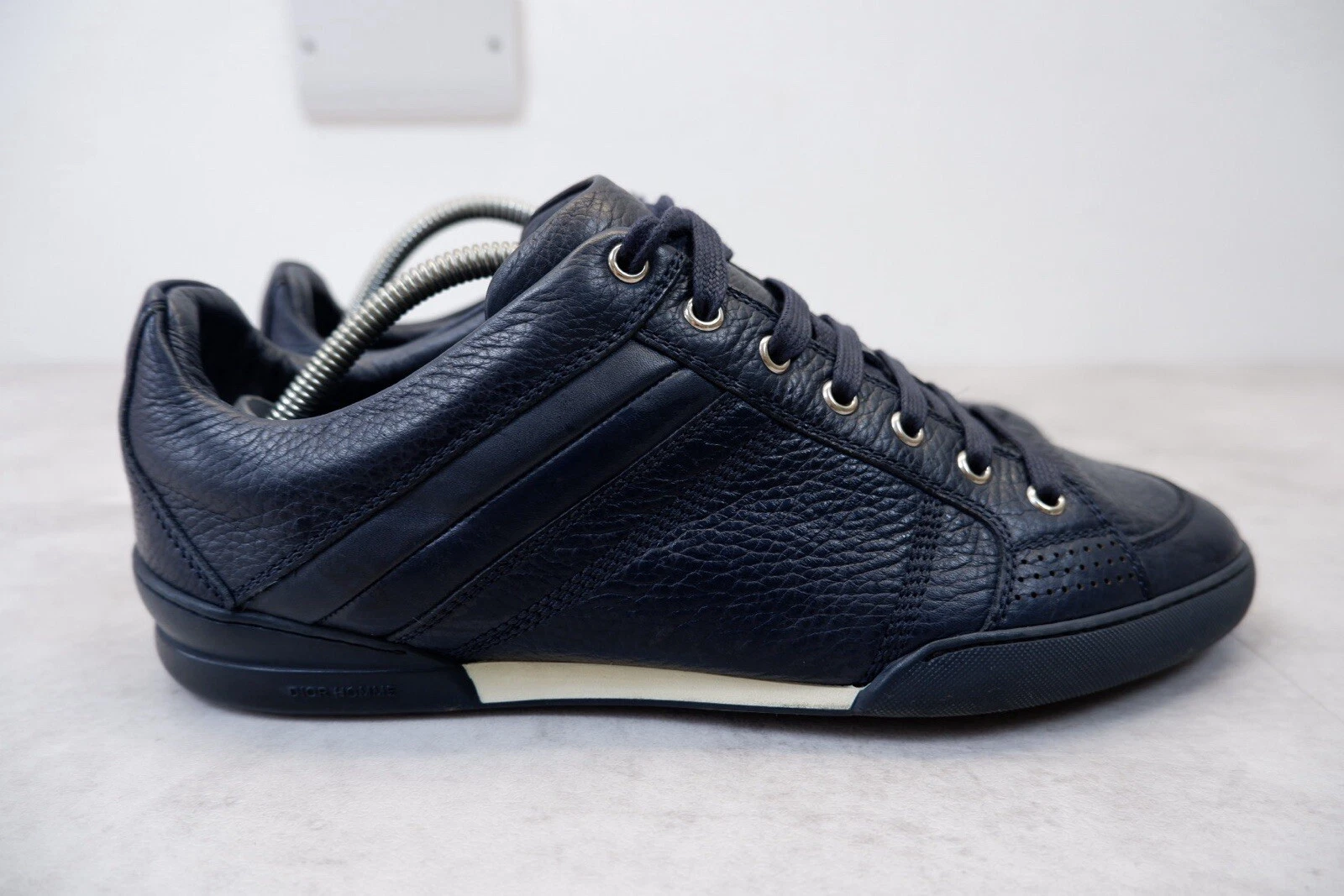 Baskets basses homme Dior pointure UK 6 EU 40 cuir bleu marine
