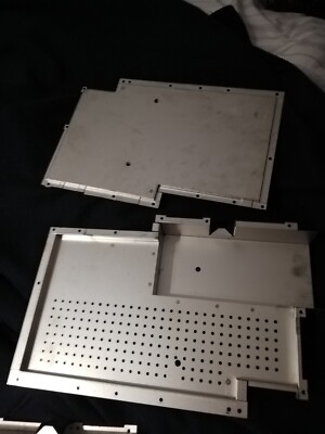 Atari 1200XL innenliegende Metallschildplatten - oben und unten - viele Sets verfügbar