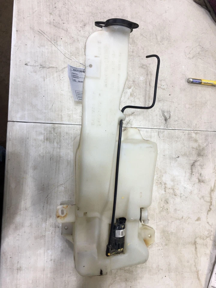 Botella lavadora parabrisas CHEVY SILVERADO 1500 99 00 01 02 03 04 05 06 07 Foto 2 de 2