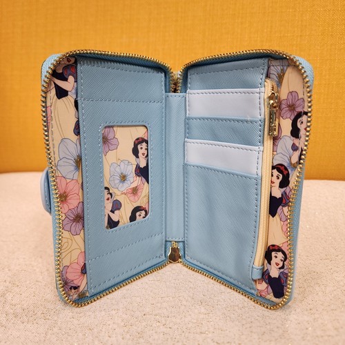 Loungefly Disney Snow White Forest Animals Floral Zip Around Wallet NEW - Picture 10 of 13