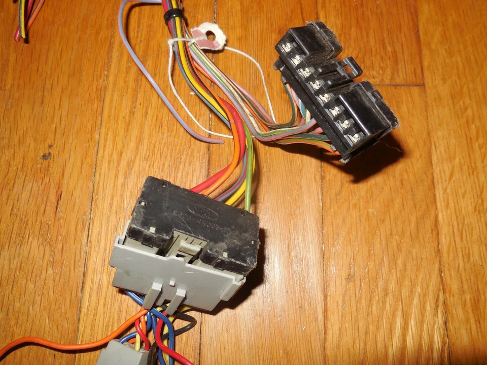 Used Original 1987-1993 Ford Mustang Dash Radio Wiring Harness Repair Pigtail - Image 2 of 3