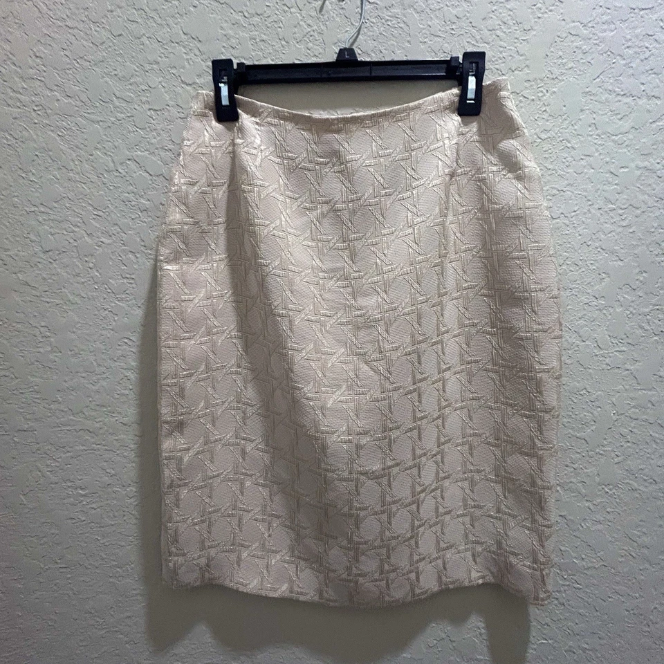 Traje de Vestido Maggy London Talla 8 Texturizado Marfil 2 Piezas Forrado Foto 3 de 4