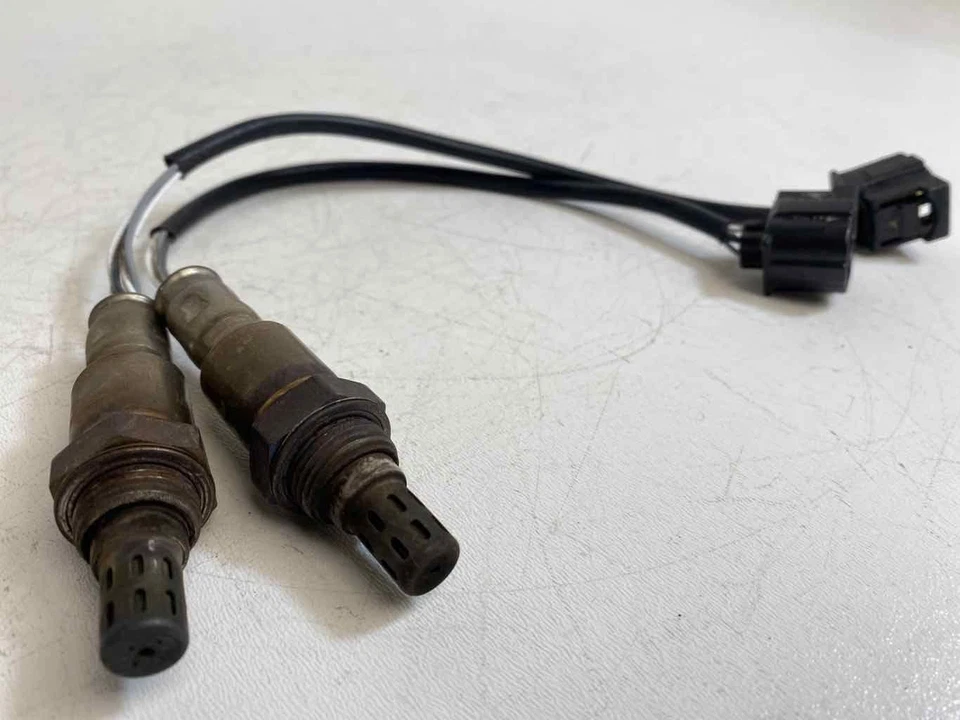 Juego de 2 sensores de oxígeno para Dodge 2,4 L para Dodge Avenger 2011-2014 Foto 4 de 4