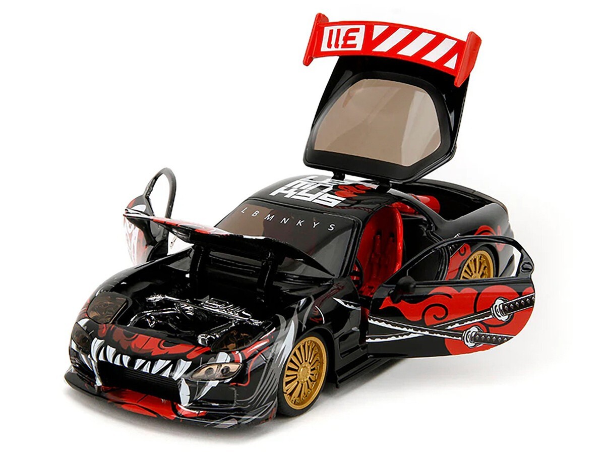 JADATOYS　1993 MAZDA RX-7 W/SARU FIGURE Jada 1993 Mazda RX-7 Black & Saru Figure 