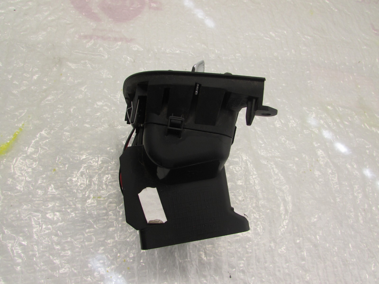 2014-2015 MASERATI QUATTROPORTE REAR CENTER CONSOLE DUAL A/C AIR VENT GRILLE OEM