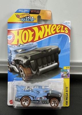 HOT WHEELS 2024 HOTWEILER HW MEGA BITE 3/5 BRANDNEU IN BOX 66/250