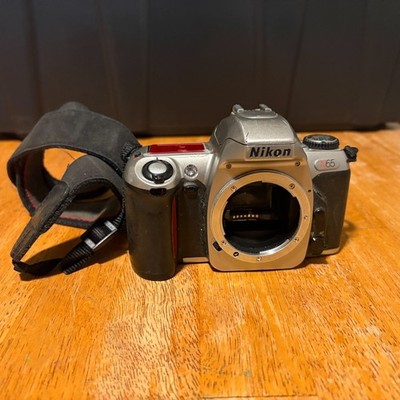 Nikon N65 35mm SLR Film Camera Body Only Untested Broken Battery Door Parts