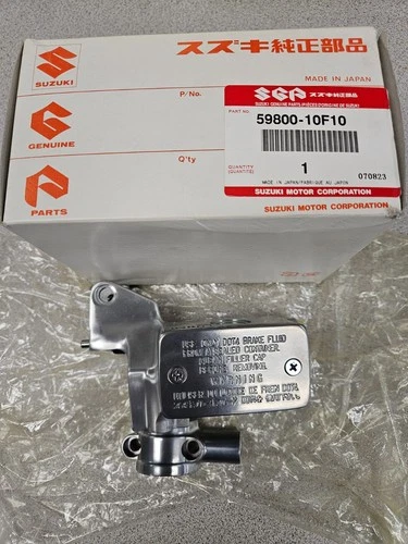 CYLINDER ASSY, CLUTCH MASTER | Includes Item(s) 2 - 11