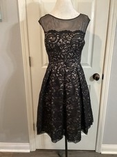 ELIZA J Dress Size Med. Fully Lined W/Net Hem COCKTAIL DRESS Lace W/Beige Lining