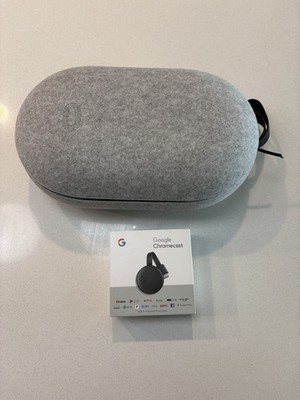 Meta Quest 2 128GB VR Headset Bundle w/ Controllers Charger & Chromecast Tested