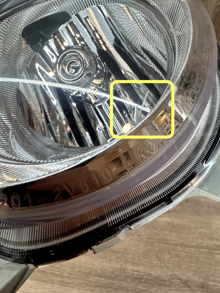 Conjunto de faros antiniebla HYUNDAI VELOSTER LH 2013-17 PIEZA DE FABRICANTE ORIGINAL # 92201-2V500 Foto 2 de 4