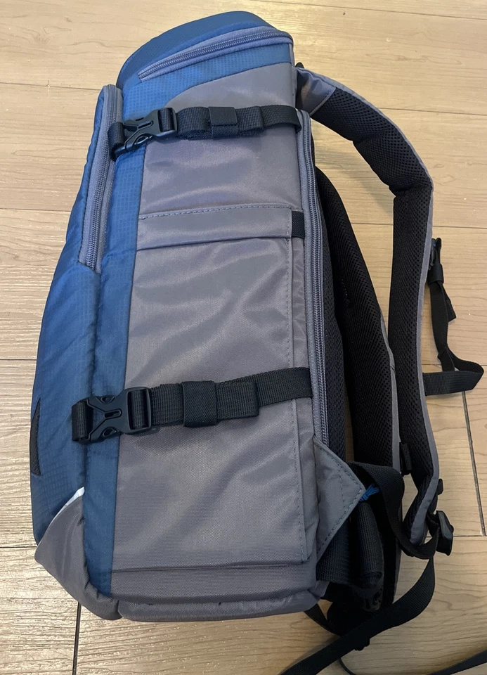 NWOT Tenba Solstice Blue 12L All-day carrying comfort and protection Camera Bag - Image 4 of 4