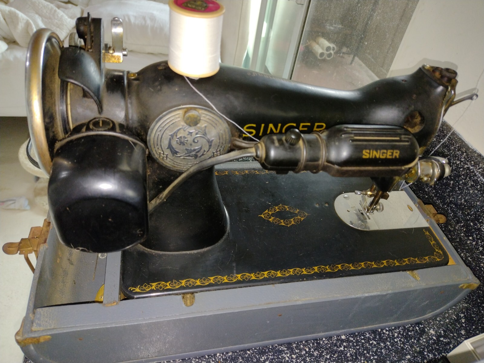 Vintage 1946 Singer Sewing Machine with Case, Gear Driven, Working! eBay