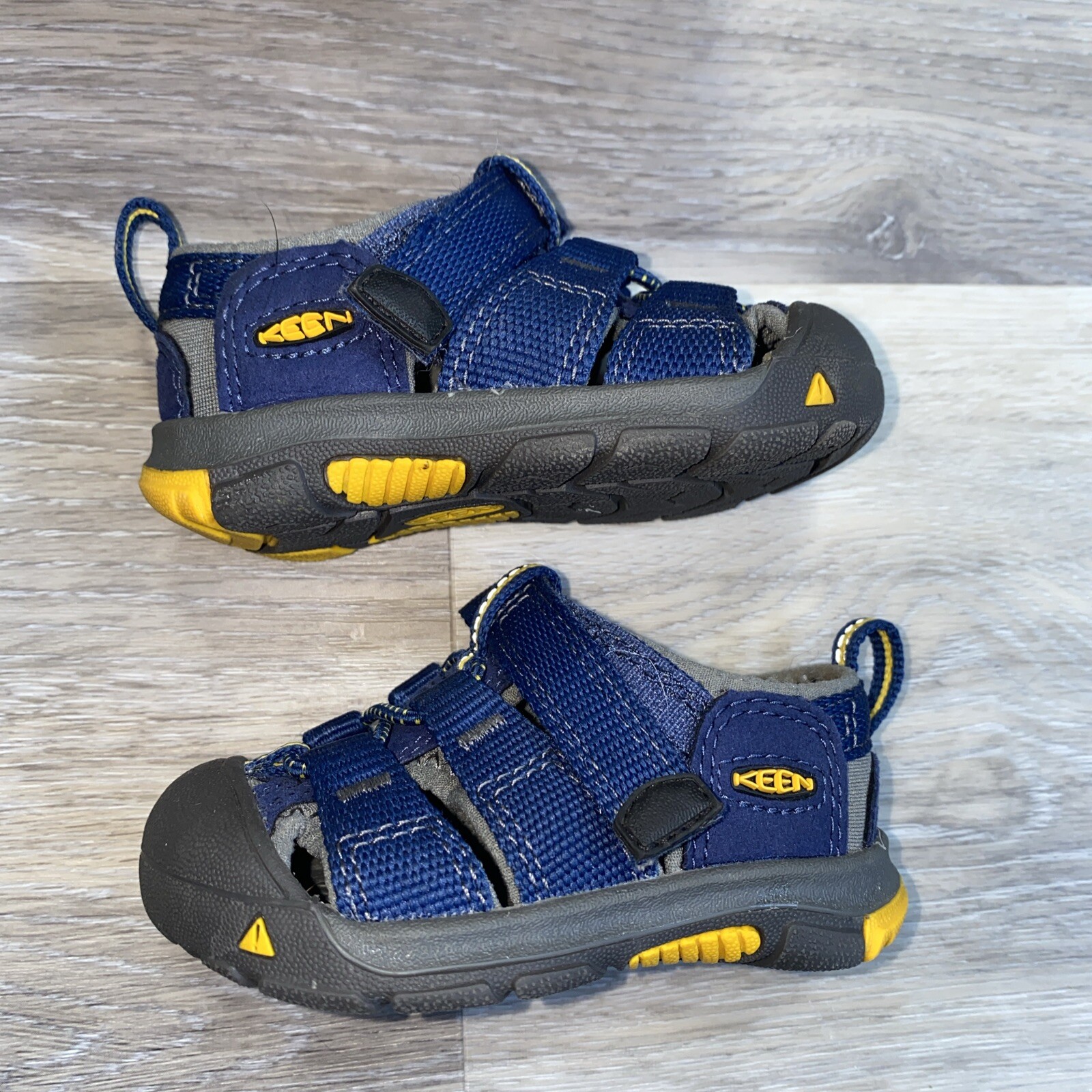 Sandali Youth KEEN Newport H2 "Profondità Blu Gargoyle" Taglia 4 1021492