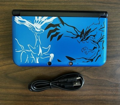 USA VERSION Nintendo 3DS XL Pokémon X and Y blue version Handheld