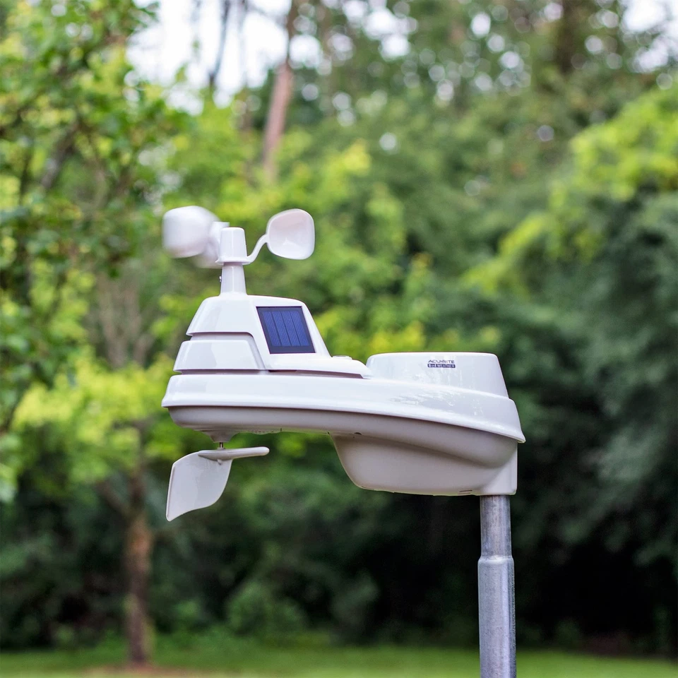 Acurite Iris Pro 5 In 1 Wireless Weather Station With Hd Display And Lightnin... - Image 3 of 4