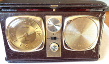 Seltener Reiswecker Radiowecker Japan Mechanik ok Elektrik defekt Lederetui