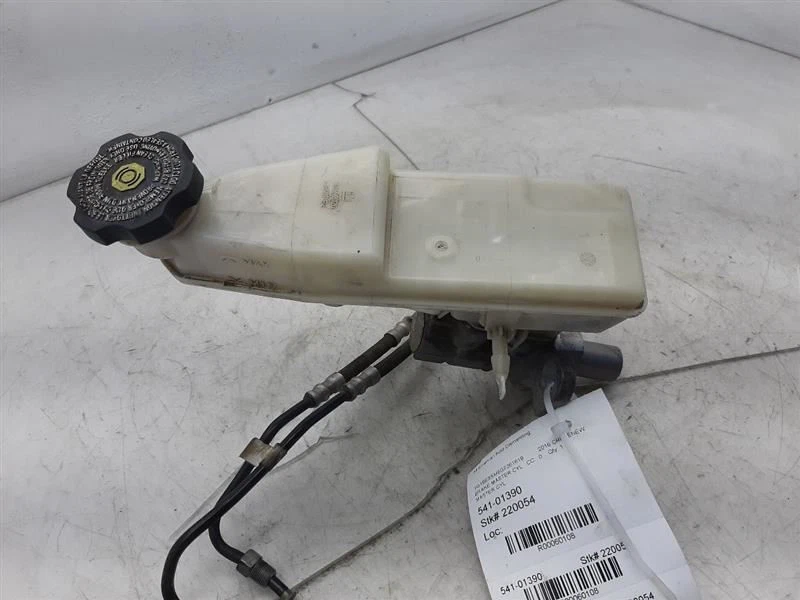 Chevrolet Cruze 2016 2017 2018 2019 cilindro maestro de freno 13486146 Foto 3 de 4