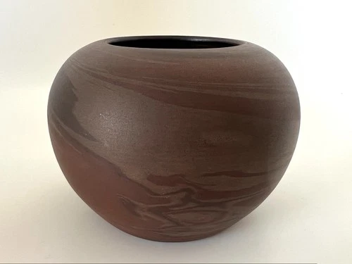 Niloak Pottery Signed Ball Vase Arts & Crafts Mission Period Era Benton Arkansas