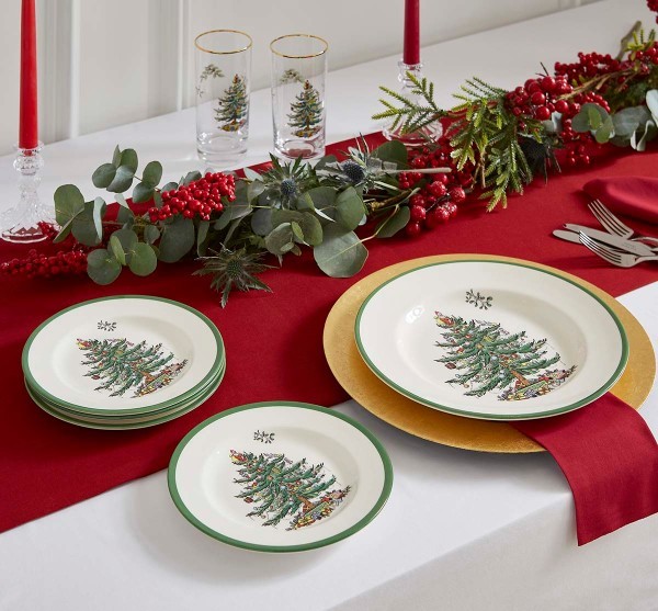 Spode Christmas Tree 8 Inch Salad Plates, Set of 4, 8" -Dishwasher Safe