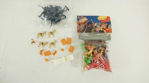 Farm Country Horses Fences 12096 Hing Fat Wild West Indian Set & Soldiers B89