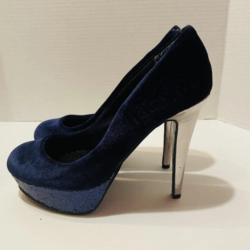 Guess Blue Velvet women's shoe silver heel and blue glitter platform edge Size 7