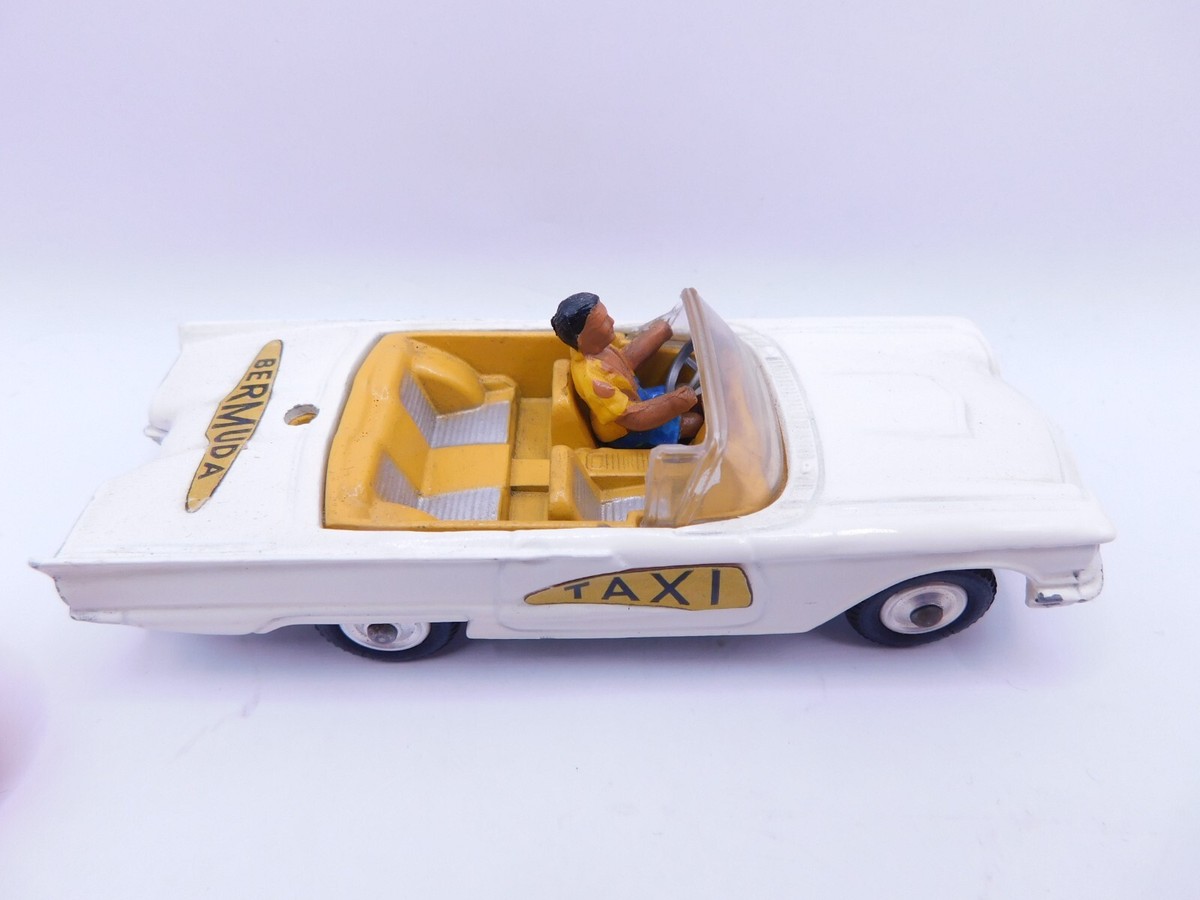 Corgi n° 430 Ford Thunderbird Bermuda TAXI en boîte 1/43