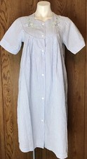 Vintage Amanda Stewart Button Up Light Blue Embroidered Nightgown Size Small V10