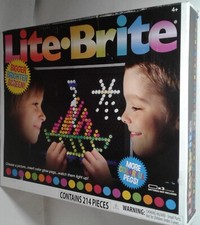 LITE.BRITE ULTIMATE CLASSIC, Hasbro ITEM 02215, NIB, bigger screen AGES 4