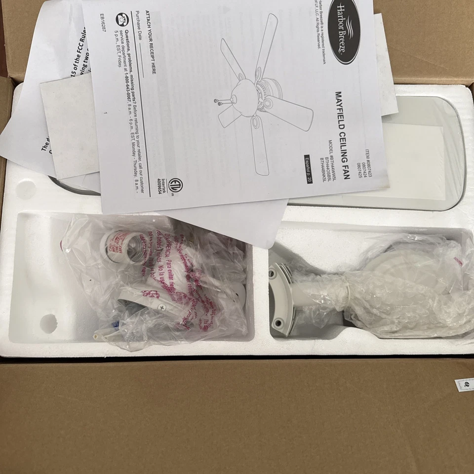 NEW Harbor Breeze Mayfield 44-in White Indoor Flush Mount Ceiling Fan With LED - Image 3 of 4