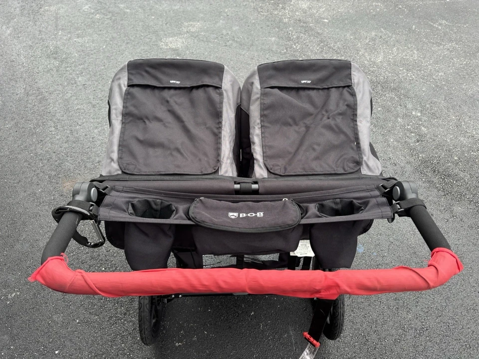 Cochecito doble para trotar BOB Gear Revolution Flex 3.0 Duallie, negro grafito Foto 4 de 4