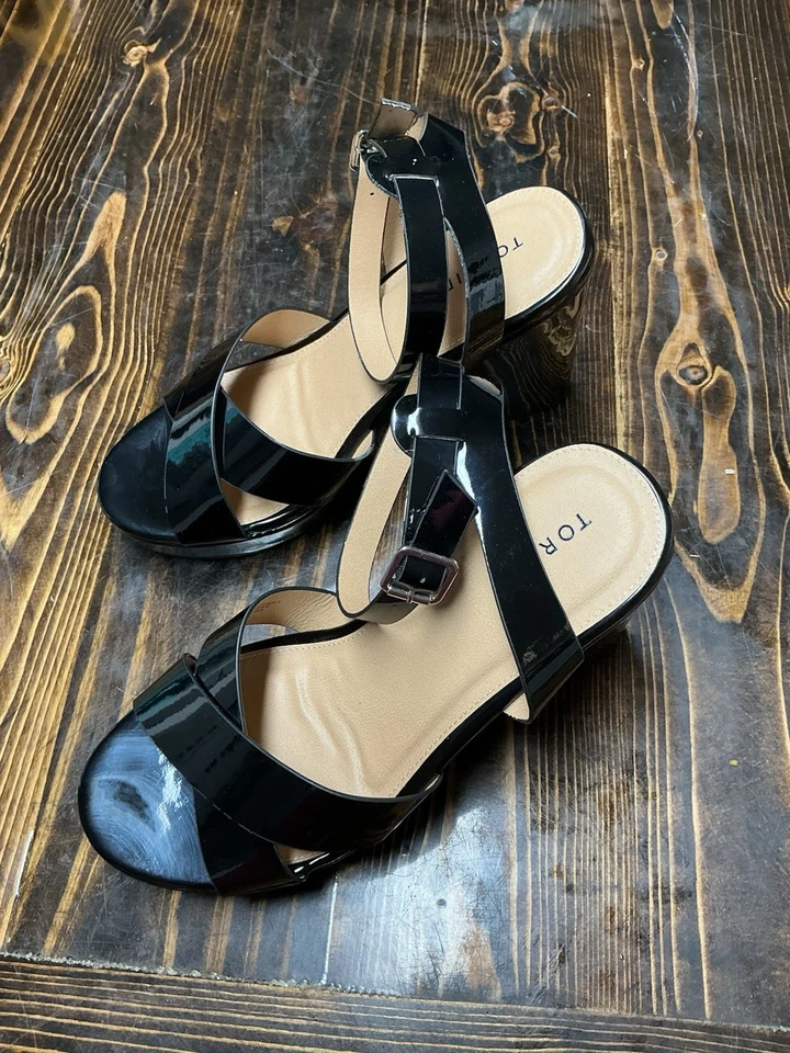 Cuñas Torrid 12W nuevas sin caja Foto 3 de 4