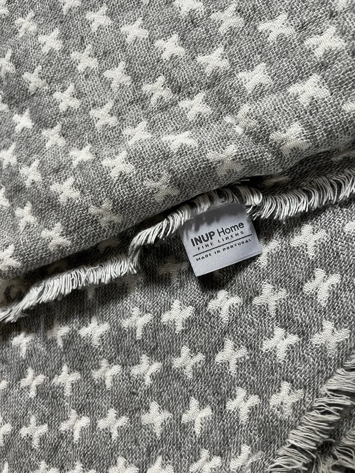 INUP Home Fine Linens 100% Cotton Gray Coverlet Blanket King Portugal Reversible - Image 2 of 4