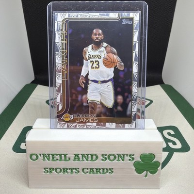 2025-26 Topps - LeBron James #150 Season Tip-Off