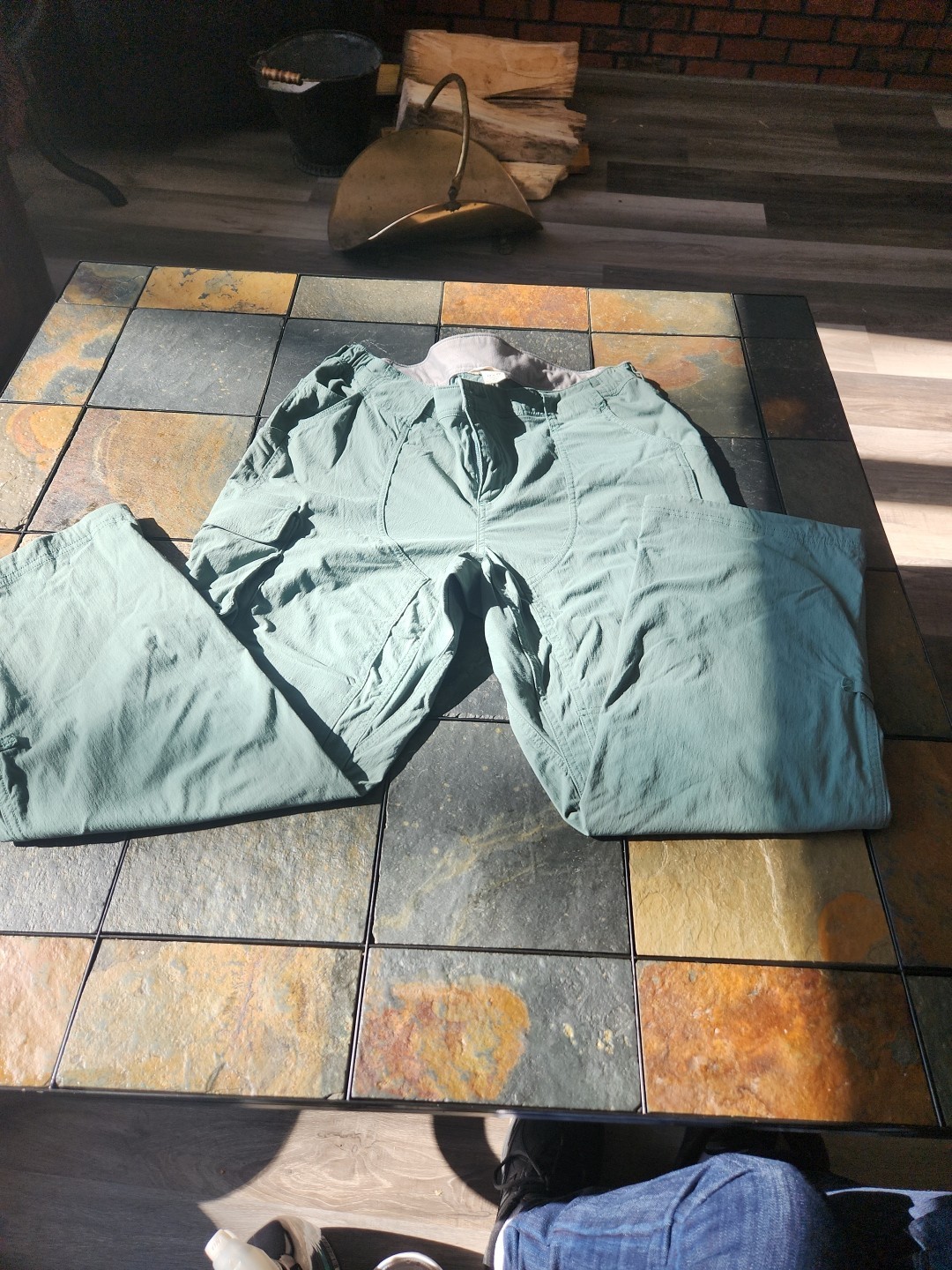 Duluth Trading Co. Women’s Curvesette 14 X 291Olive Green Waistband Cargo Pants