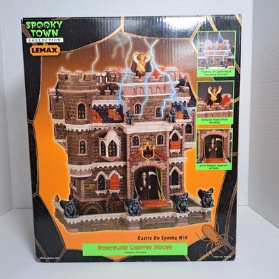 Lemax Vintage Spooky Town ''Castle On Spooky Hill'' Lighted & Animated with Noise
