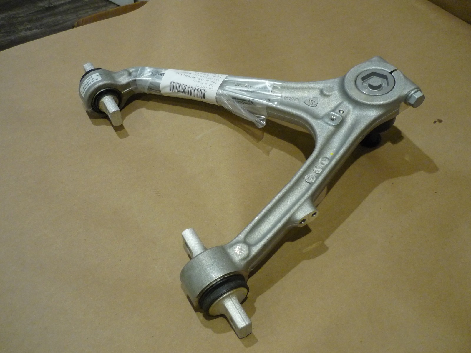 Lamborghini Aventador - RH Front Suspension Upper Control Arm - P/N 470407506G