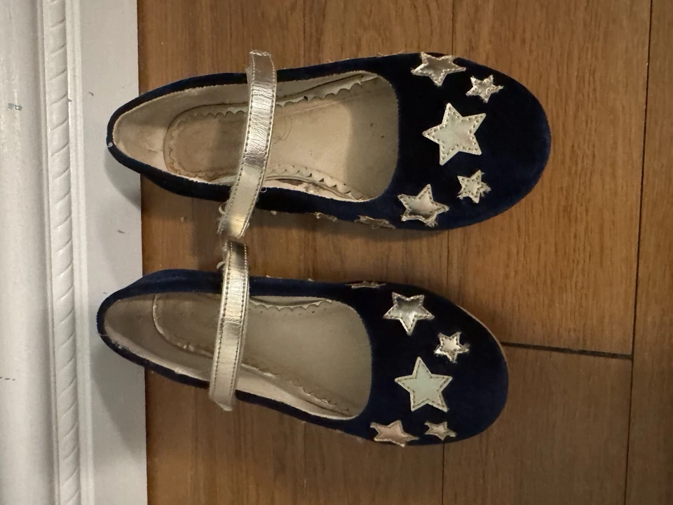 Mini Boden Velvet Navy Blue Gold Star Dress Shoes Girls 13 Excellent condition - Image 4 of 4
