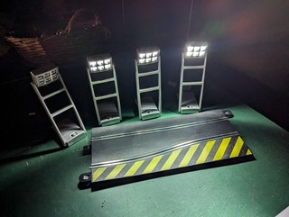 Scalextric Slot Car Track Lighting. Flood Light x 4 battery operated