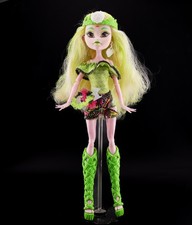BATSY CLARO doll Monster High Brand-Boo Students 2015 Mattel 28cm