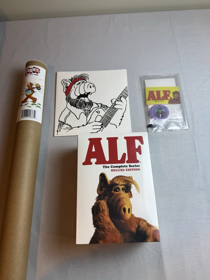 ALF: The Complete Series Deluxe Edition w/ Poster + Vinyl *NEW* Foto 2 de 4