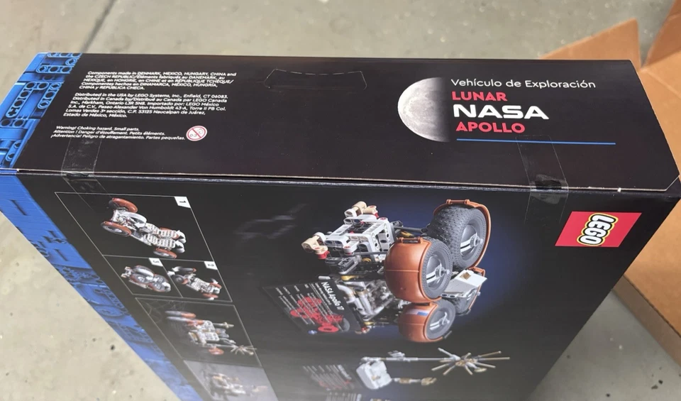 LEGO TECHNIC: NASA Apollo Lunar Roving Vehicle-Lrv (42182) - Image 3 of 4