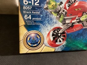 Lego Atlantis Wreck Raider 8057 Shark Warrior Scuba gear glider eye patch 2010
