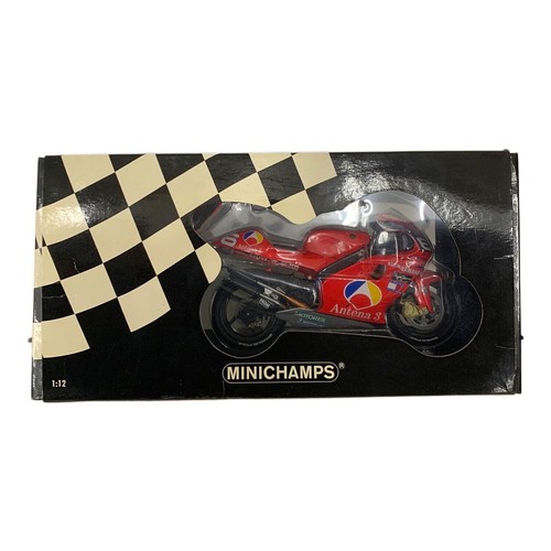 MINICHAMPS 1/12 YAMAHA YZR500 Antena 3 Norifumi Abe 500cc GP2001 w/Signed - Picture 3 of 9