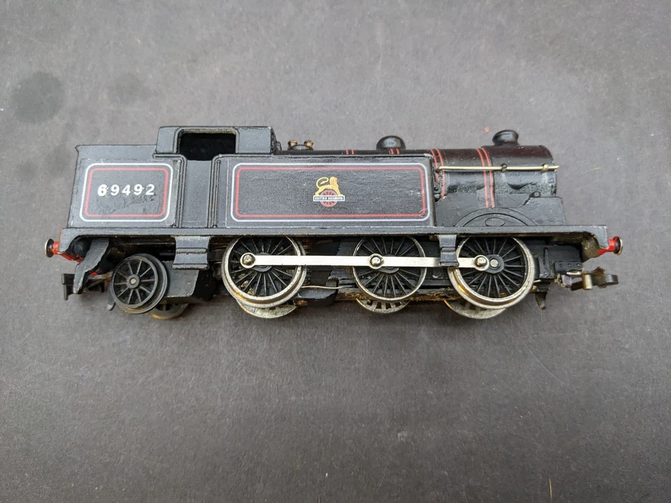 Hornby Dublo EDL17 21065 BR Black Tank 0-6-2 loco good condition 2 rail - Image 2 of 4